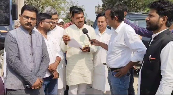 गरीबों और दलितों पर अत्याचार कांग्रेस कतई बर्दाश्त नहीं करेगी – कृष्ण कुमार यादव