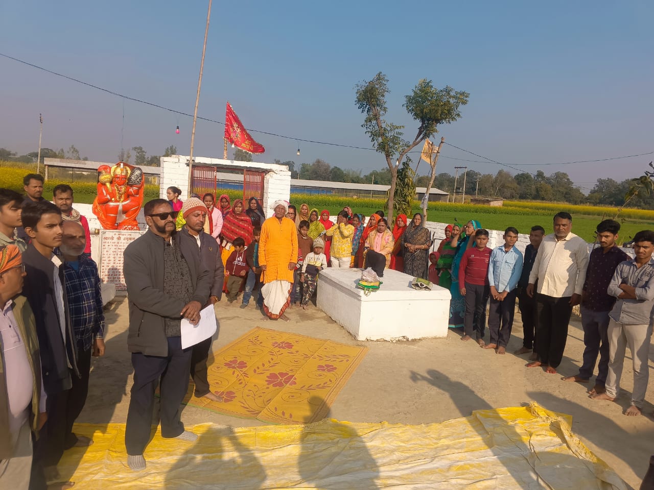 मंदिर के पास पोल्ट्री फार्म से भडका विवाद राष्ट्रीय सवर्ण परिषद ने दी धरना प्रदर्शन की चेतावनी