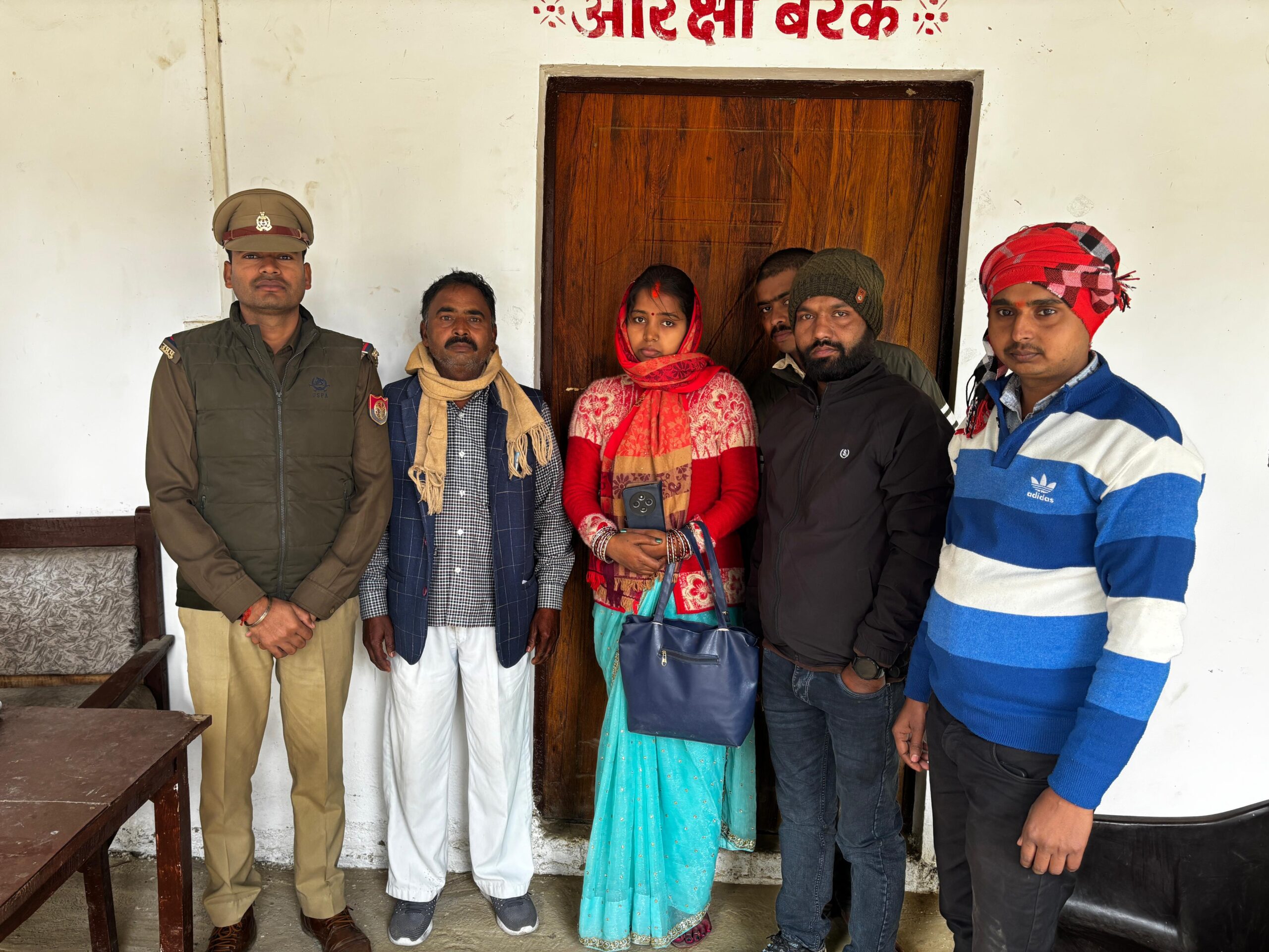 सीसीटीवी की मदद से पुलिस ने लौटाया महिला का खोया बैग, आभूषण व नकदी पाकर खिले चेहरे