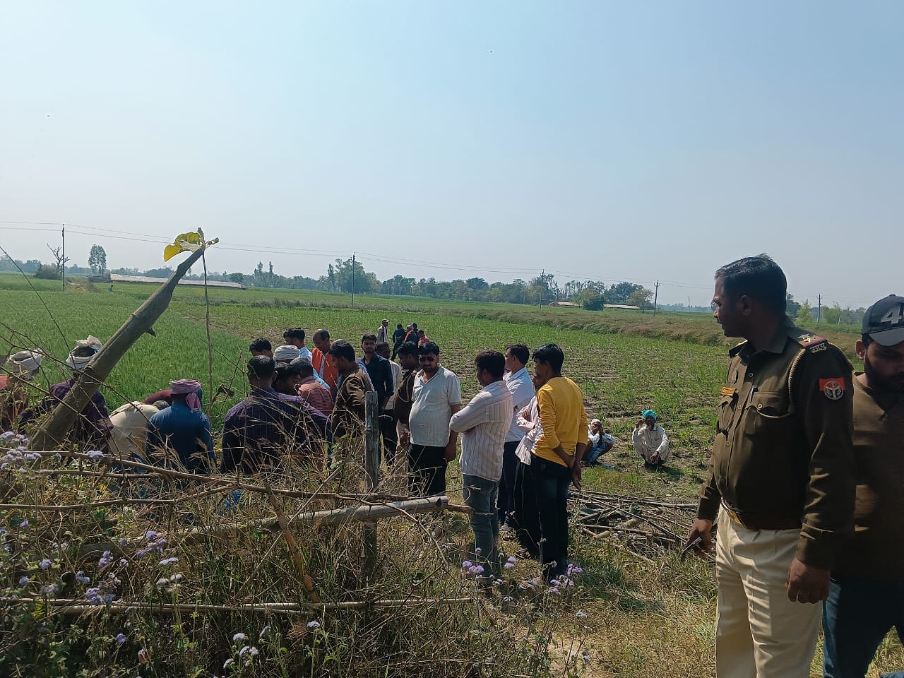 कब्रिस्तान की जमीन न होने से बढ़ा विवाद, प्रशासन की सूझबूझ से शांतिपूर्ण ढंग से हुआ सुपुर्द-ए-खाक