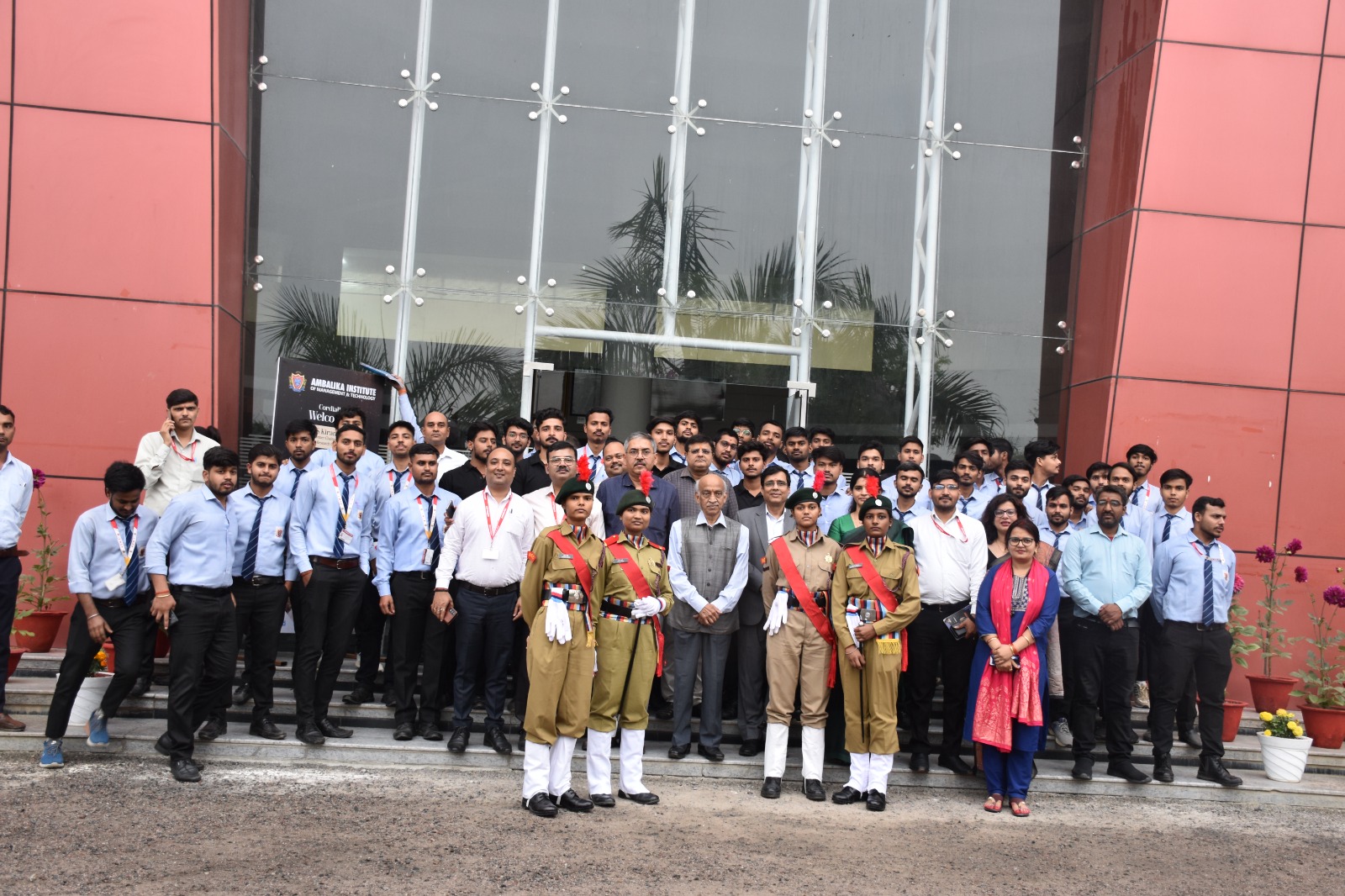 अंतरिक्ष वैज्ञानिक ए.एस. किरण कुमार ने छात्रों को दिए सफलता के मंत्र,अंबालिका संस्थान में हुआ प्रेरणादायी कार्यक्रम…..