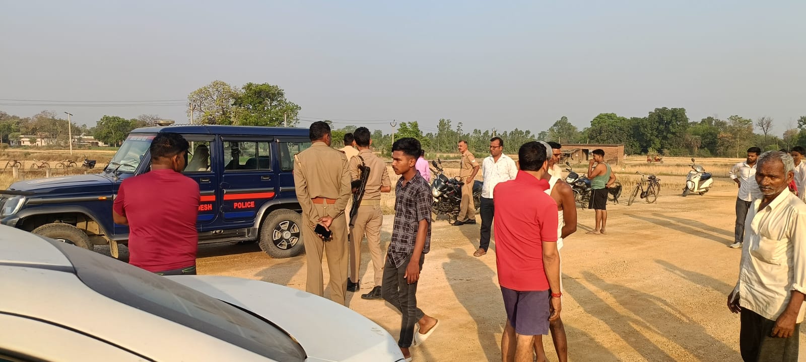 शराब ठेकों के पास बढ़ती वारदातें! दिव्यांग की संदिग्ध मौत, युवक की हालत नाजुक