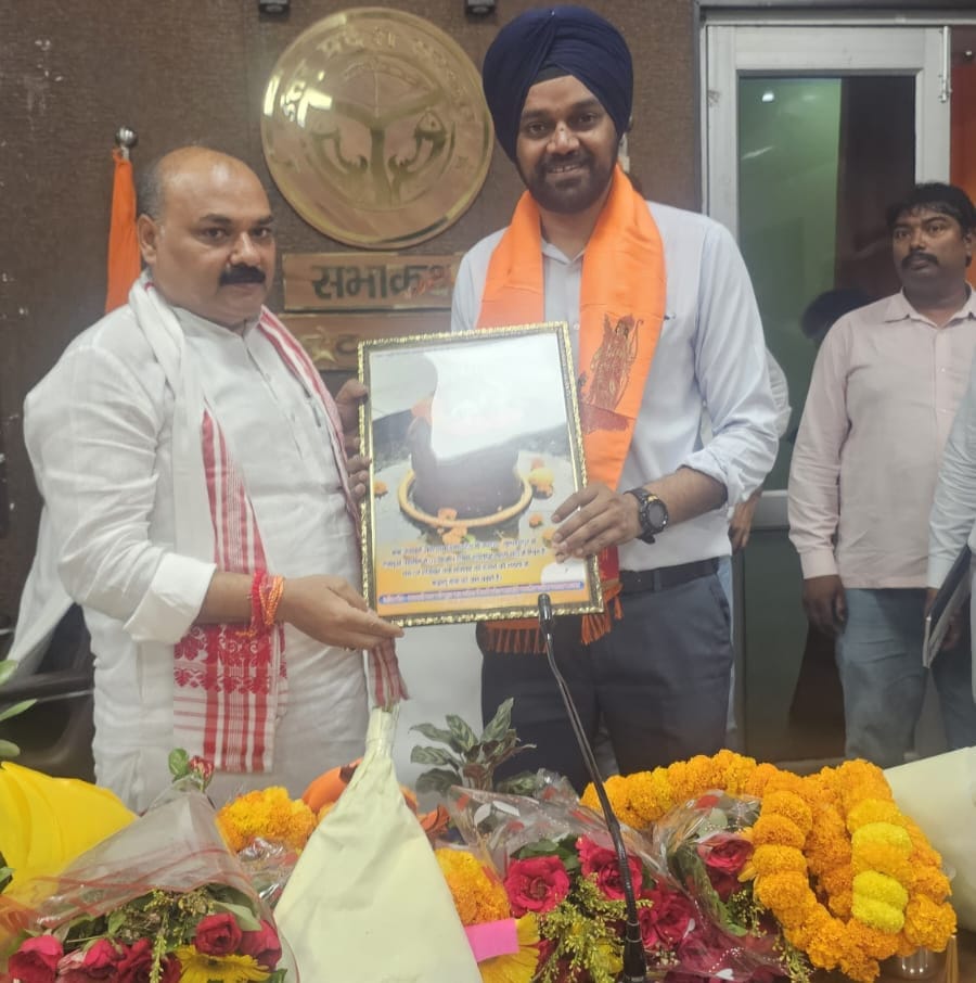 नवागत जिलाअधिकारी का भव्य स्वागत व्यापारियों को बड़ी राहत पंजीयन सीमा बढ़ने पर जताया आभार